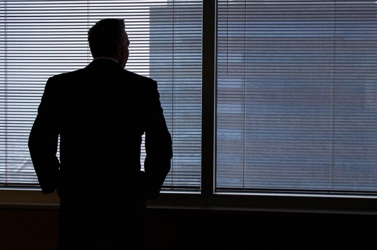 businessman-1477601_960_720