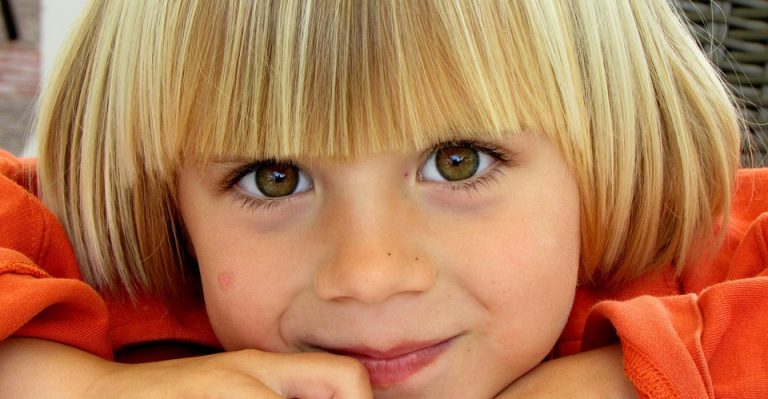 child-820717_960_720 (1)