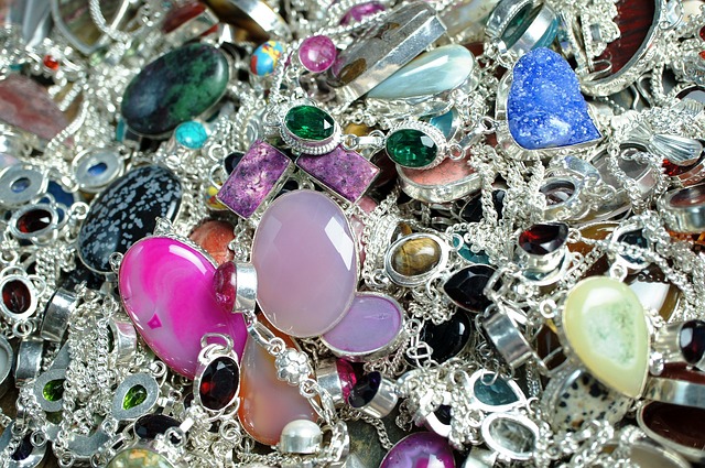 gemstone-665698_640