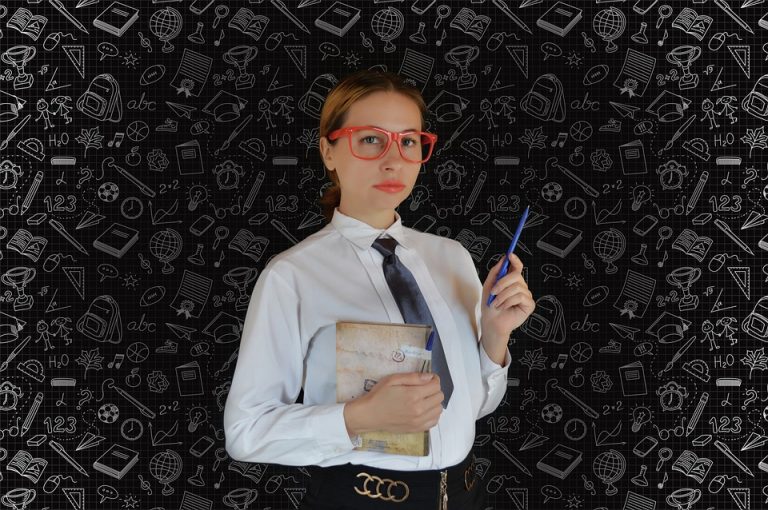 model-5688287_960_720