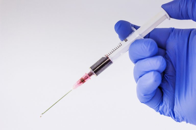 syringe-1291129_1920