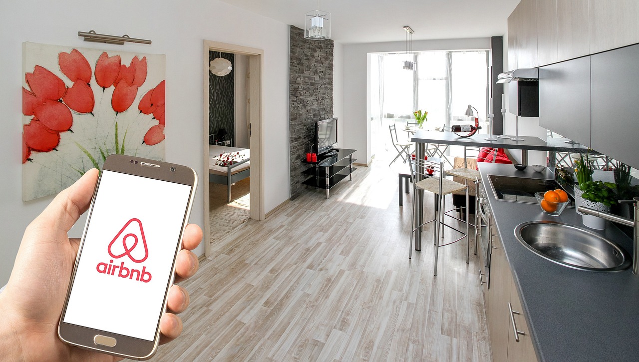 Maximizing Profits for Your Melbourne Airbnb Property with Professional Managers