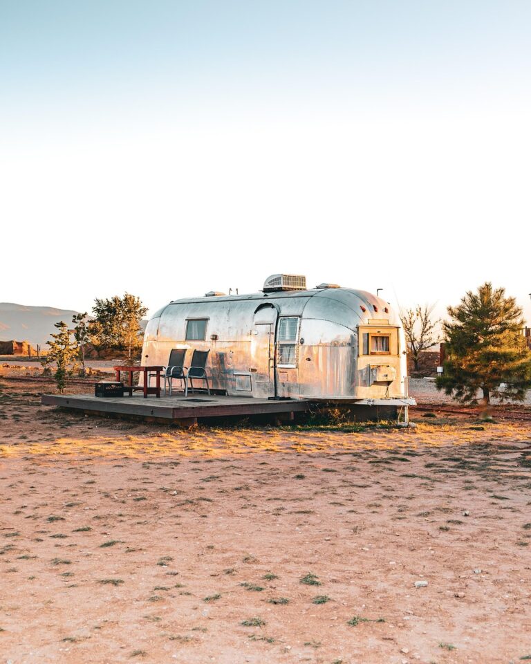 airstream-8318381_1280