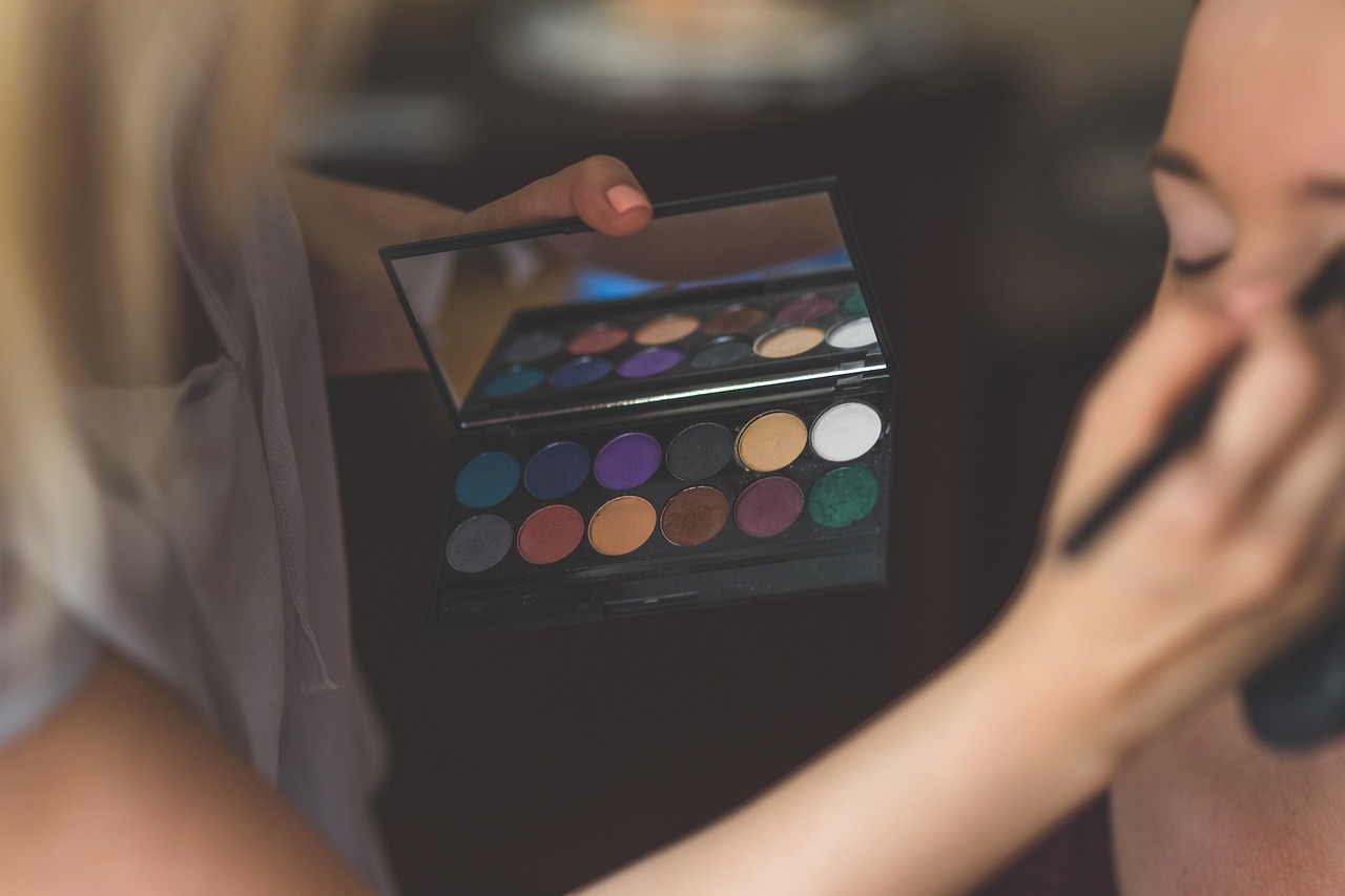 Makeup Artist Near Me: The Ultimate Guide