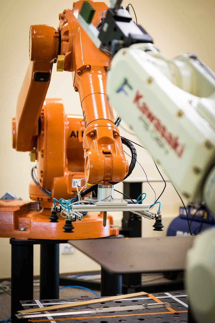 The Advantages of an Industrial Robotic Arm