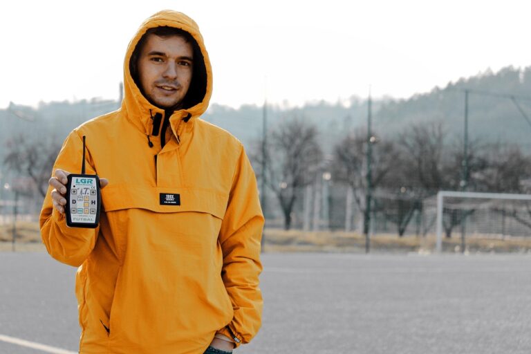 man-5720896_1280