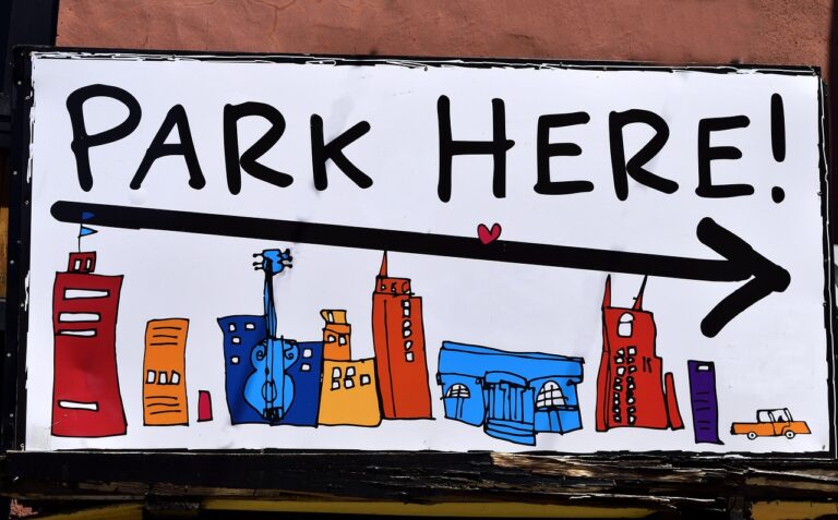 public-parking-2287718_1280